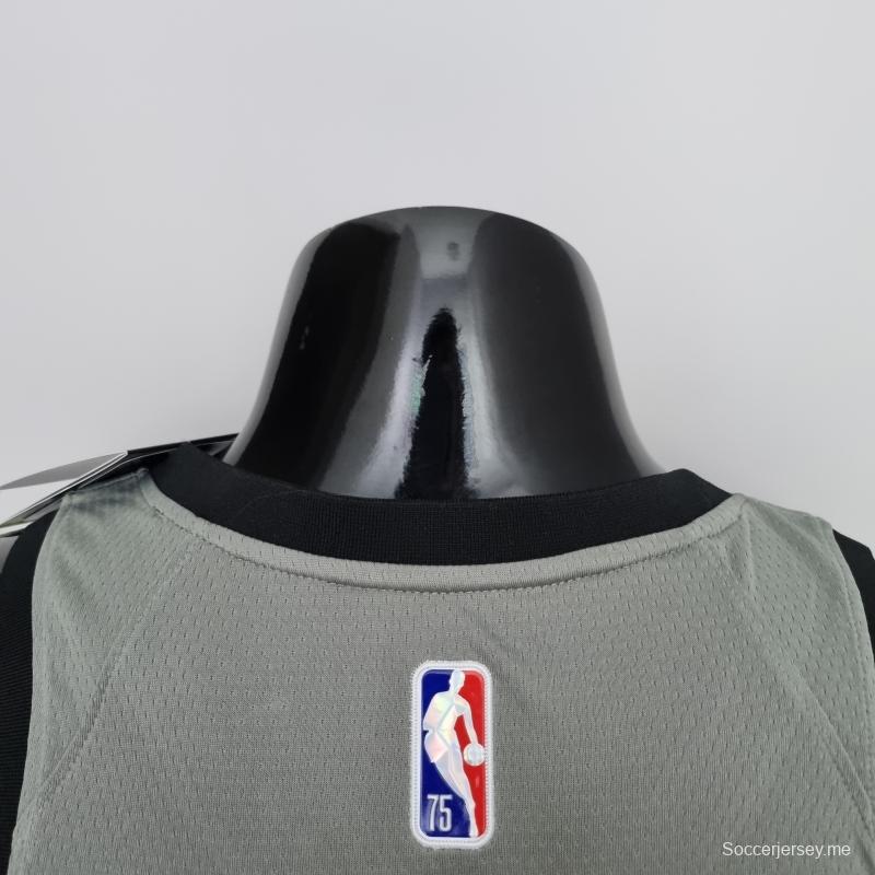 قميص دوري كرة السلة الأمريكي للمحترفين رقم 75th Anniversaryth Curry #30 إصدار مدينة بروكلين نتس باللون الرمادي
