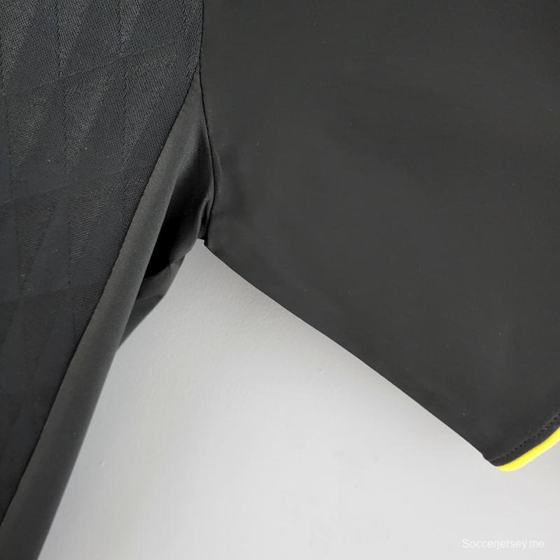 قميص ليفربول الثالث الرجعي 10/11 ريترو 10/11 لليفربول الثالث لكرة القدم خارج الديار
