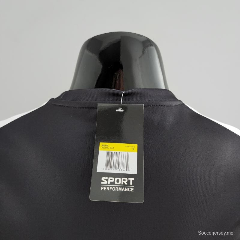 تي شيرتات ريد بُل 2022 فورمولا 1 ريد بُل / بي دبليو إم #0004
