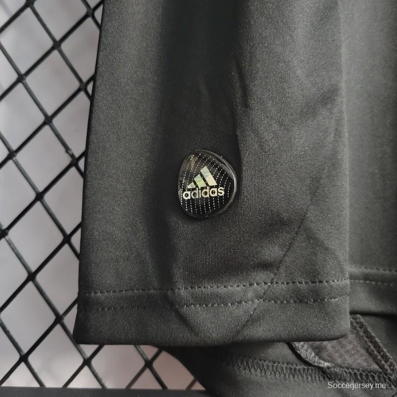 قميص ريترو 2011/12 ريال مدريد 2011/12 أسود لحارس مرمى ريال مدريد
