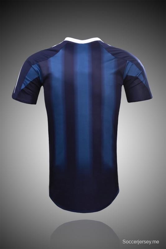 قميص نيوكاسل يونايتد الرجعية 04/05 خارج أرضه
