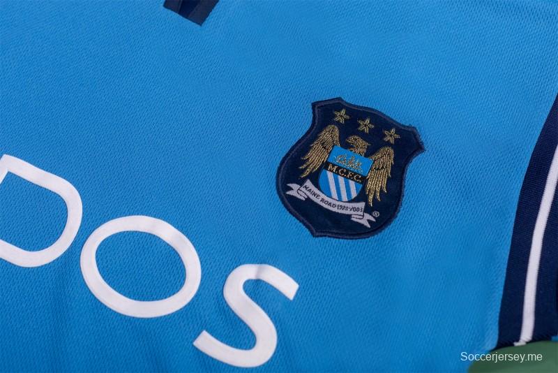 القميص الأساسي لمانشستر سيتي 01/02 ريترو 01/02
