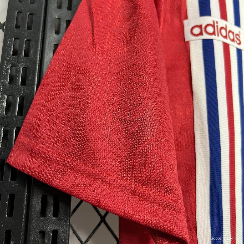 قميص أبيض ريترو 96/97 غلاسكو رينجرز ذهاباً وإياباً
