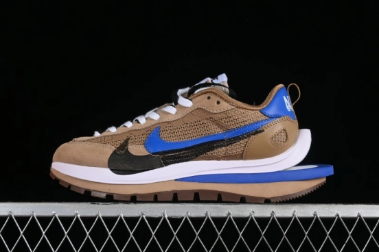 Nike Sacai VaporWaffle 3.0 Fashion-Forward Sneakers with Hybrid Design - CV1363-201