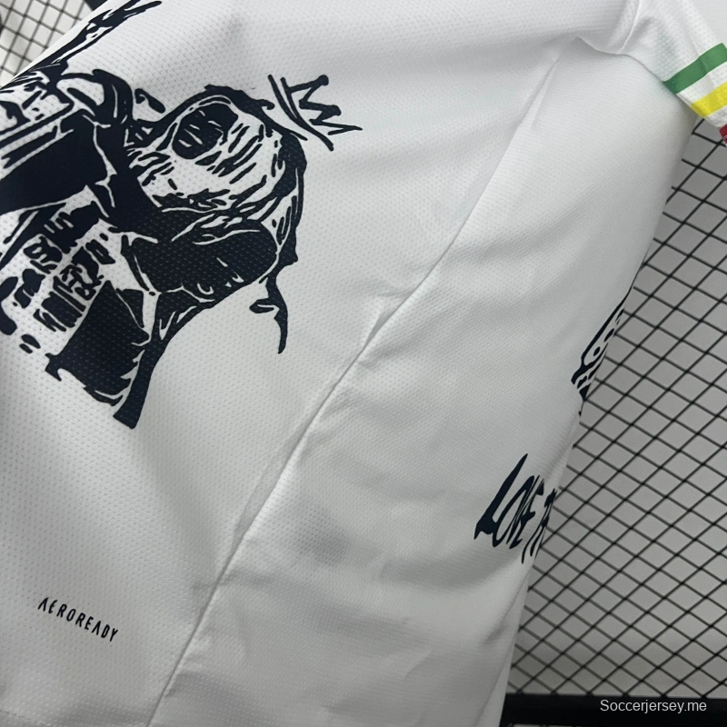 25/26 أجاكس الإصدار الخاص 25/26