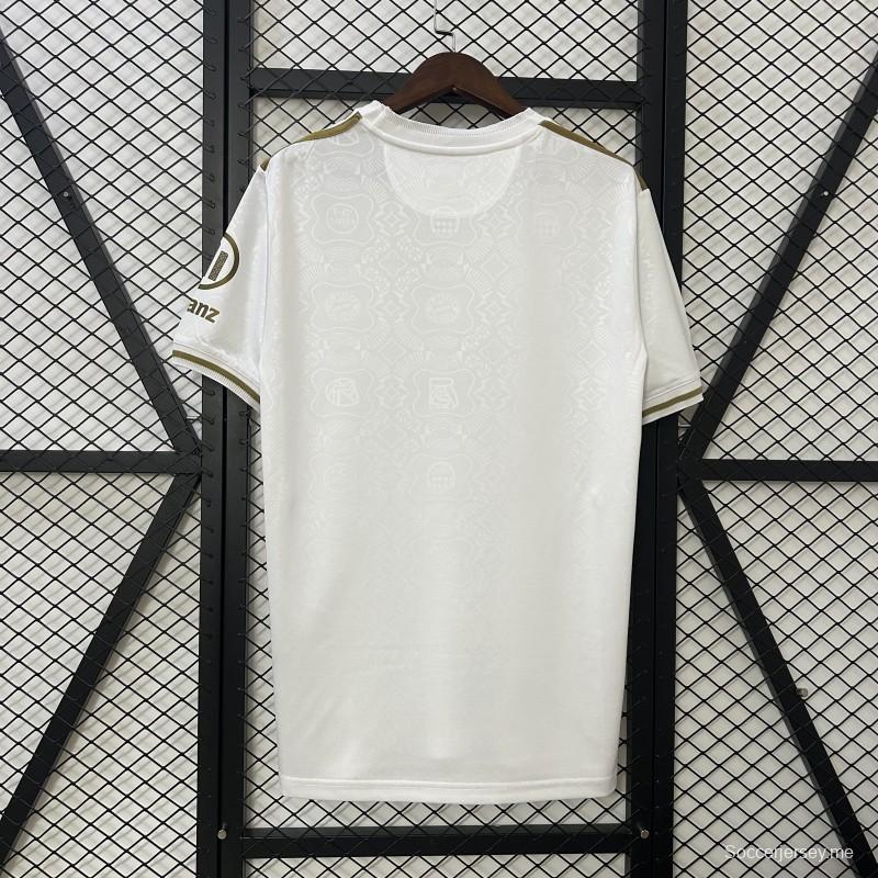 25/26 قميص بايرن ميونيخ بمناسبة مرور 125 عاماً على تأسيسه