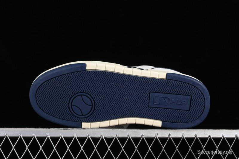 MLB Chunky Liner Basic New York Yankees Thick Sole Casual Sneakers with 6cm Height Increase - 3ASXCBO3N07NYD