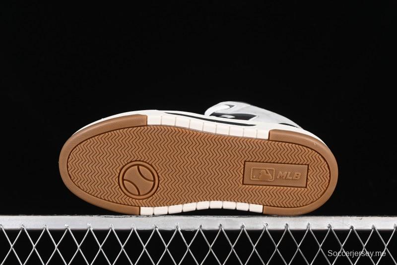 New York Yankees Chunky Liner Mid Denim Monogram Sandals with Velcro Closure and Thick Sole - 3ASXCHL4N50GRS