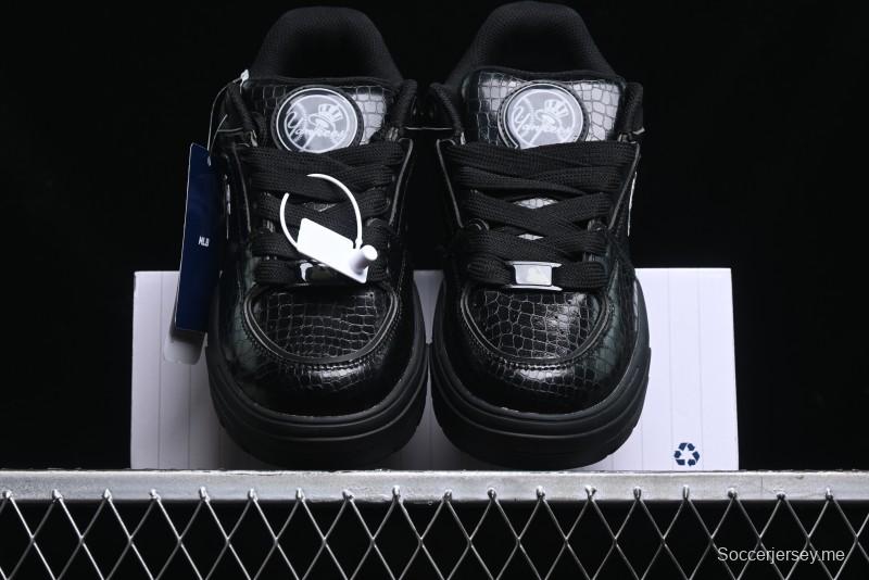 New York Yankees MLB Chunky Liner Wide Lux Platform Sneakers - 3ASXCWL4N50BKS