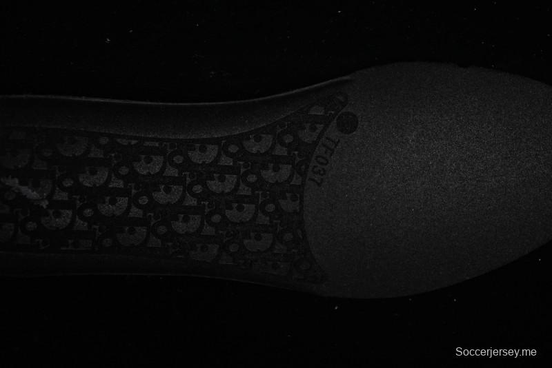 Dior B30 Sneakers with Reflective CD30 Logo and Lightweight Rubber Sole - CD30