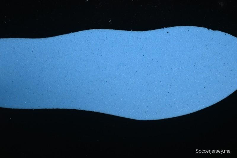 Nike Zoom Vomero 5 Retro Marathon Running Shoes with Thick Cushioned Sole and TPU Heel Support - HQ2181-200