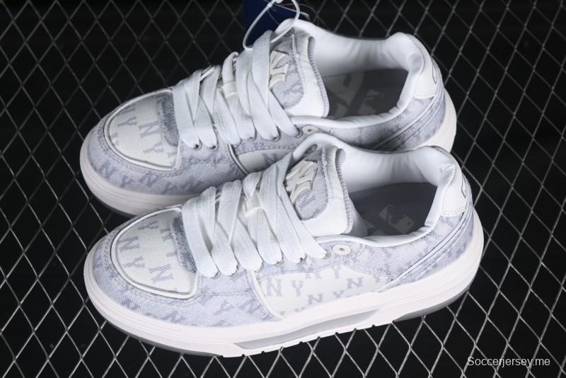 New York Yankees Chunky Liner Mid Denim Monogram Platform Sandals - 3ASXD065N50GRS