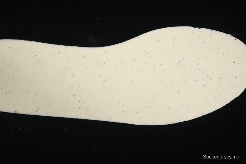 Adidas Originals Adistar Cushion Retro Lifestyle Sneakers with Slip-Resistant Comfort - IH0278