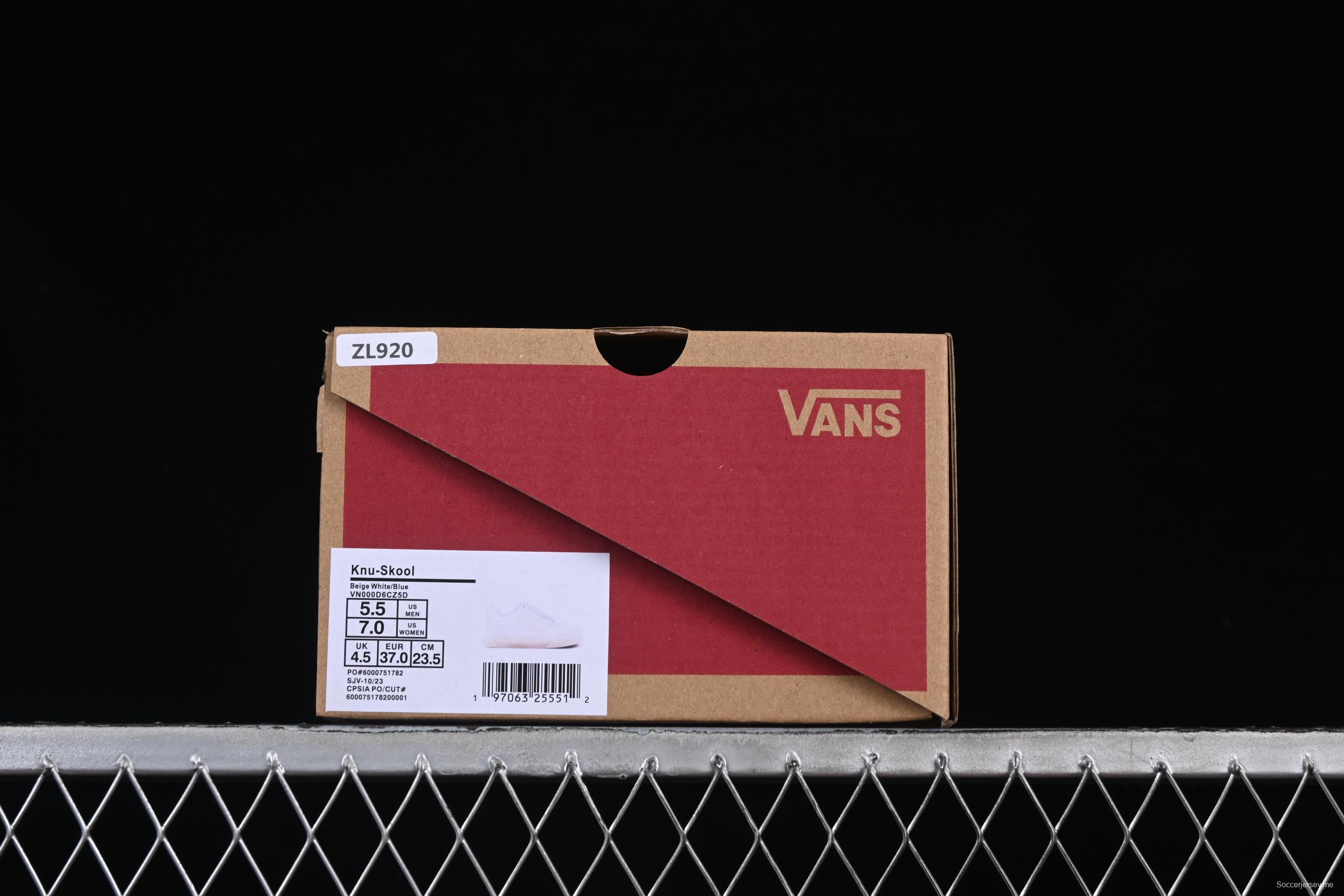 Vans Knu Skool Low-Top Retro Chunky Sneakers - VN000D6CZ5D