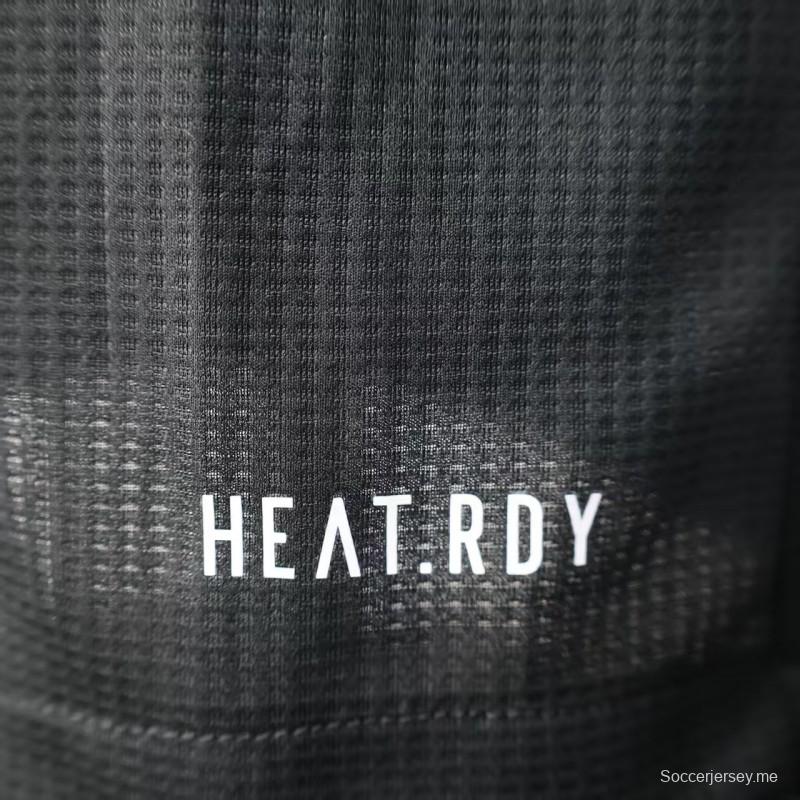 نسخة اللاعب 25/26 قميص حارس مرمى ليفربول الأسود 25/26