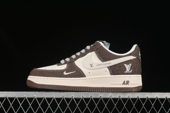 حذاء نايك اير فورس 1 '07 المنخفض من نايك اير فورس 1 '07 LV Collaboration حذاء رياضي كاجوال شبكي بيج - XS1958-552