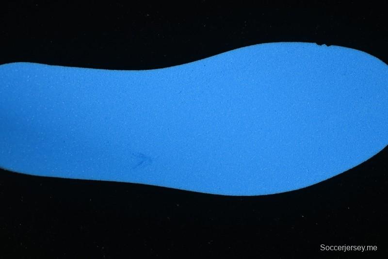 حذاء رياضي منخفض من نايك اير جوردان ليجاسي 312 بتصميم ثلاثي الأشرطة - FQ7827-104