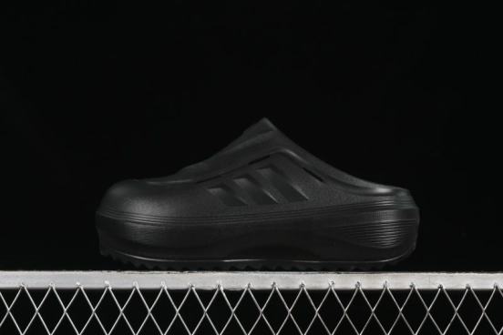 صنادل أديداس أوزويف سيلدج JR6761 أحذية الطهاة الجيل الثاني من الصنادل ذات المنصة المبطنة للأب - JR6761