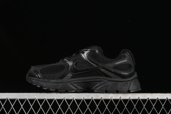 حذاء الجري الكلاسيكي الكلاسيكي من نايك V5 RNRR ميلينيوم ميلينيوم بنعل وسطي من الفوم - HJ5228-001