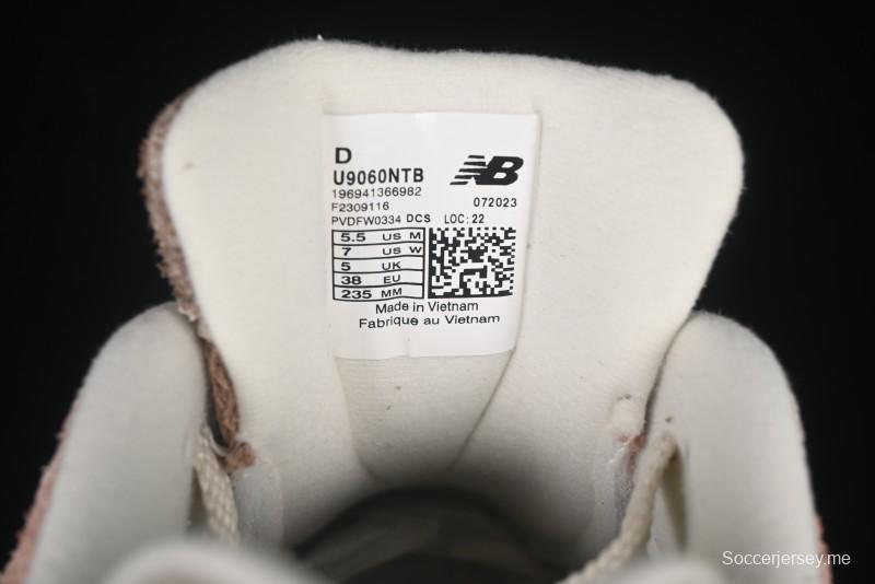 حذاء جري كاجوال من سلسلة NB9060 من نيو بالانس مع توسيد أبزورب - U9060NTB