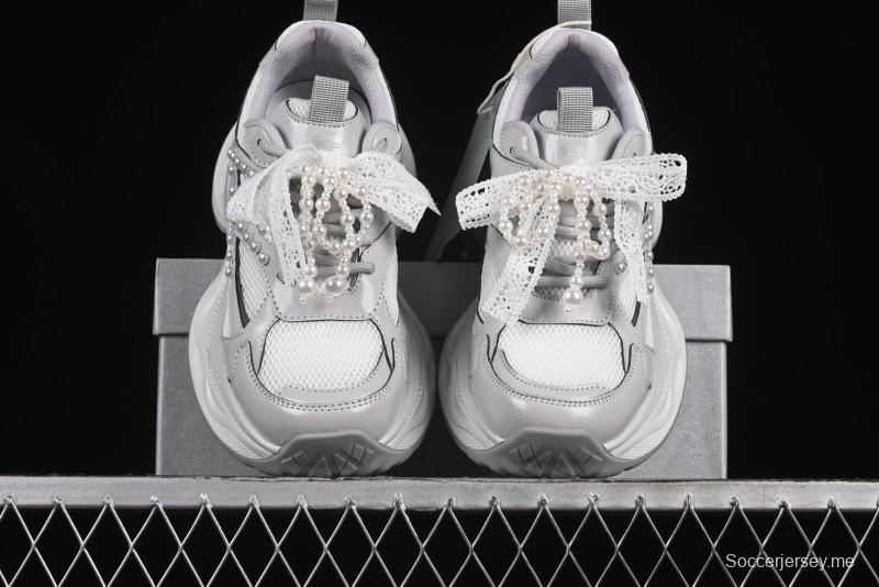 حذاء أبي كاجوال ذو سلسلة لؤلؤية من الدانتيل GG-CC - 250310 فضي