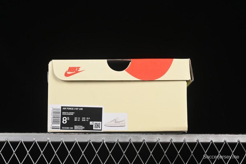 حذاء نايك اير فورس 1 '07 منخفض بتطريز ذهبي رمادي سووش من نايك اير فورس 1 '07 منخفض من ستوسي - XX3168-150