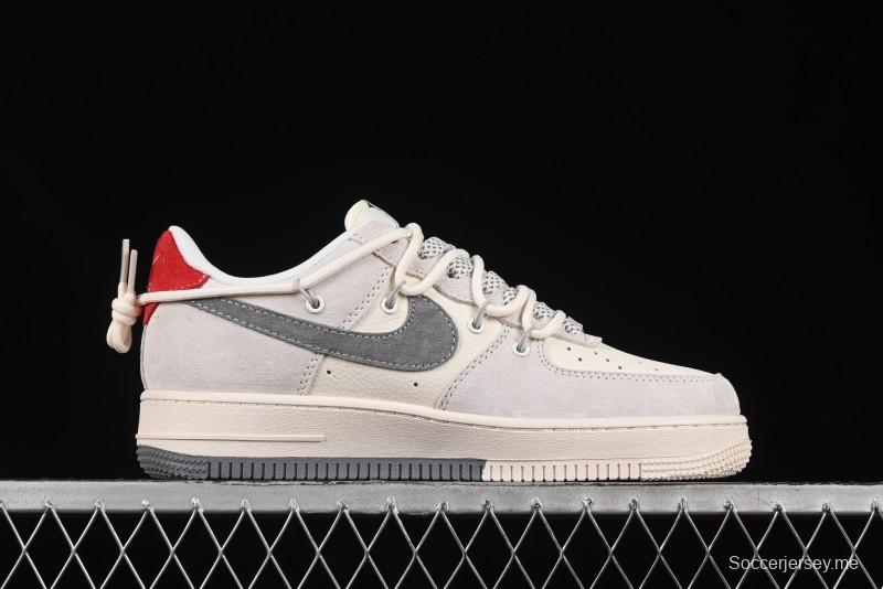 حذاء نايك اير فورس 1 '07 المنخفض من نايك اير فورس 1 '07 LV Collaboration بلونين أحمر بكعب أحمر برباط كاجوال - DM686868-084