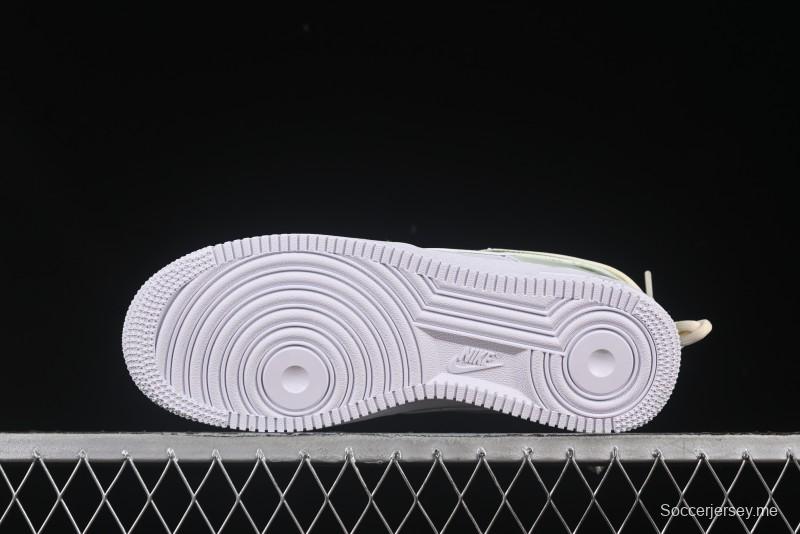 حذاء نايك اير فورس 1'07 منخفض "جرين لوف" 520 إصدار محدود كاجوال بتصميم قلب أخضر صغير - DH2920-111