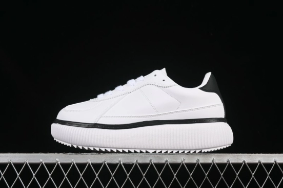 أونيتسوكا تايجر تايجر ديليسيتي ذو النعل السميك ذو النعل السميك حذاء رياضي منخفض الرقبة - 1183B873-101