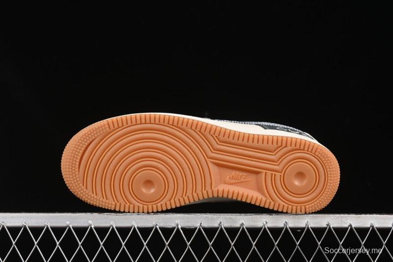 حذاء نايك اير فورس 1'07 المنخفض من نايك اير فورس 1'07 تعاون غوتشي بنقشة زهور ونعل مطاطي كاجوال - DF0188-058