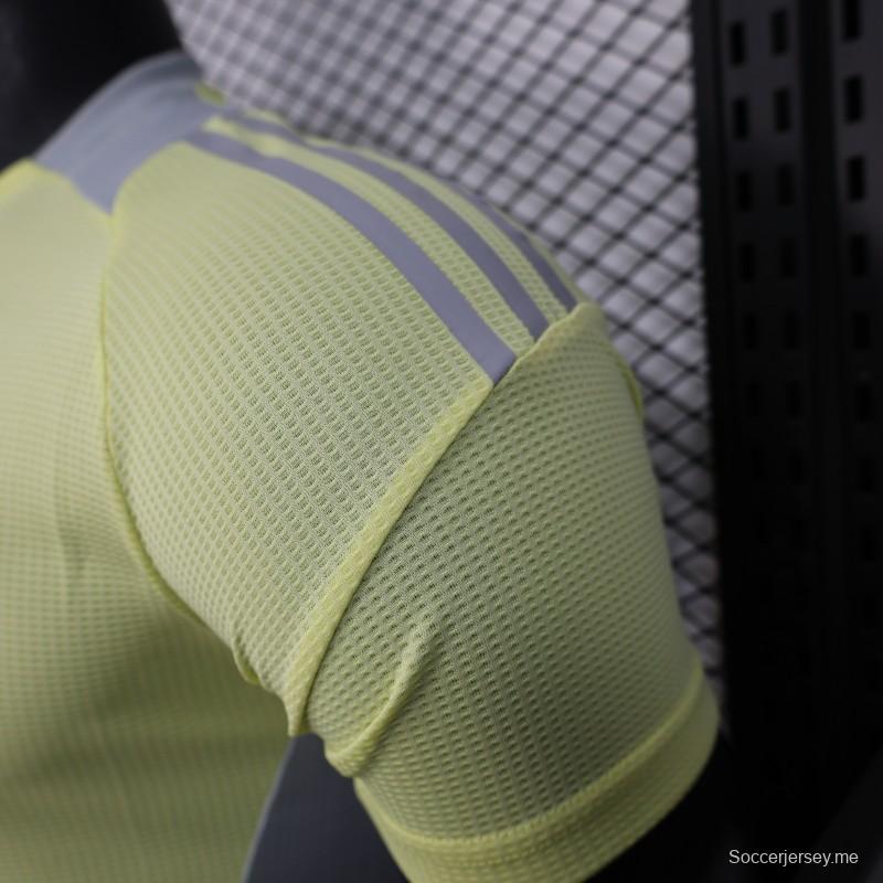 إصدار اللاعب 2025 قميص الجزائر أصفر فاتح بتصميم أديداس 2025