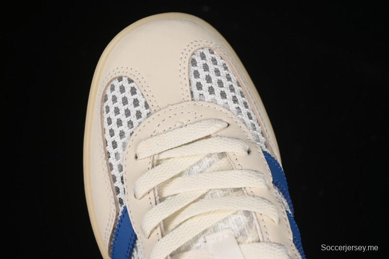 أديداس أوريجينالز جازيل من أديداس أوريجينالز حذاء رياضي كاجوال داخلي بتصميم مضاد للانزلاق ومقاوم للاهتراء - JH5419