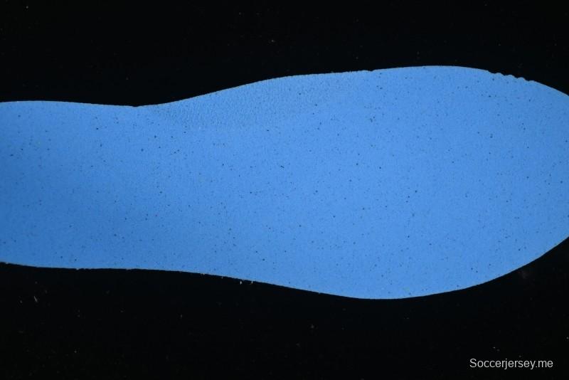 حذاء رياضي كاجوال للجري من جو فريشجودز x نيو بالانس 9060 ريترو مع توسيد أبزورب - U9060EEP