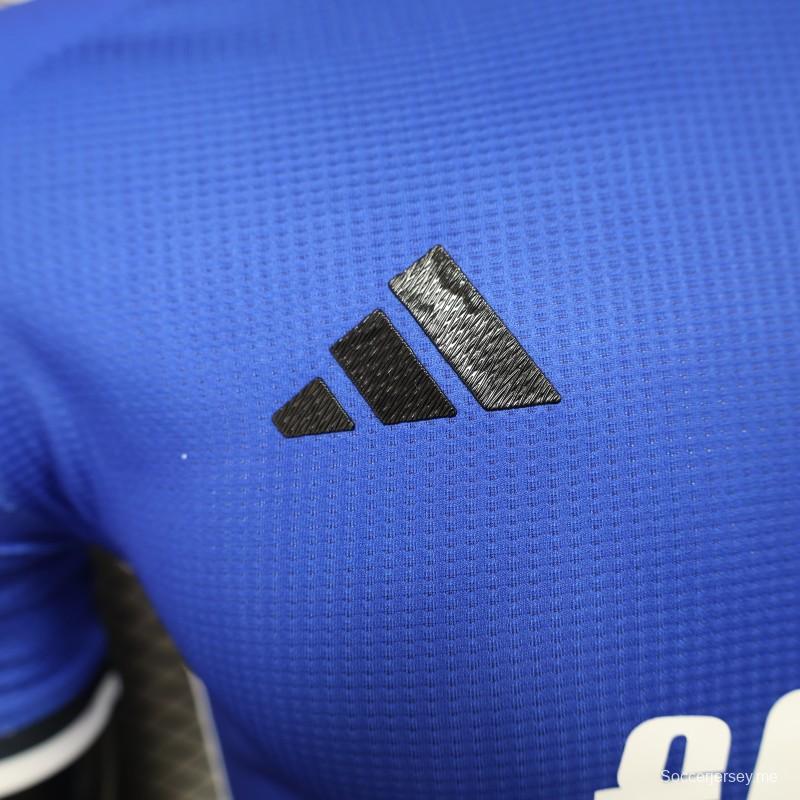 إصدار اللاعب 2025 قميص الجزائر أزرق مع راعٍ عربي