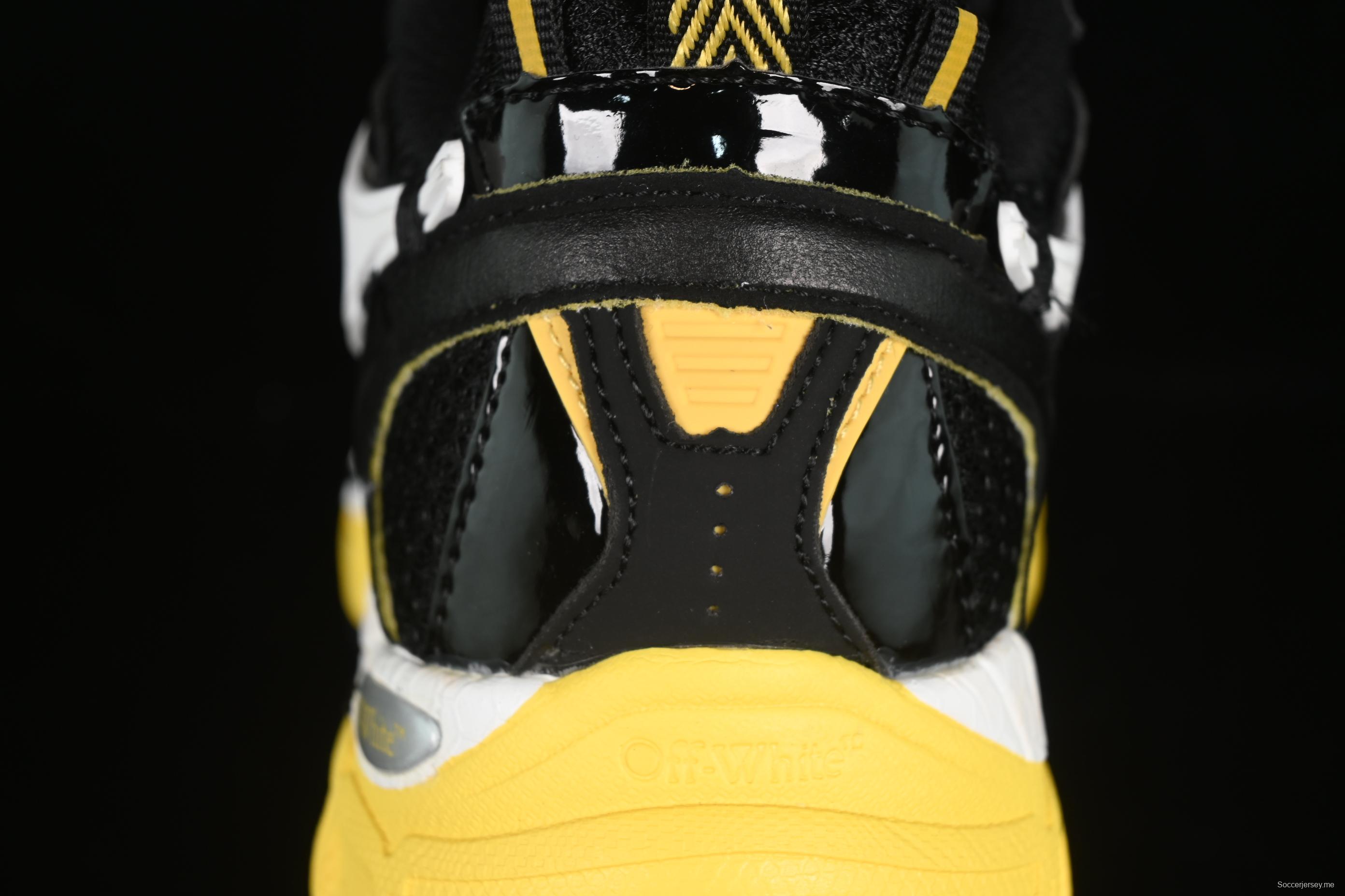 Off-White Be Right Low-Top Lifestyle Sneakers in Black & Yellow - C.D4