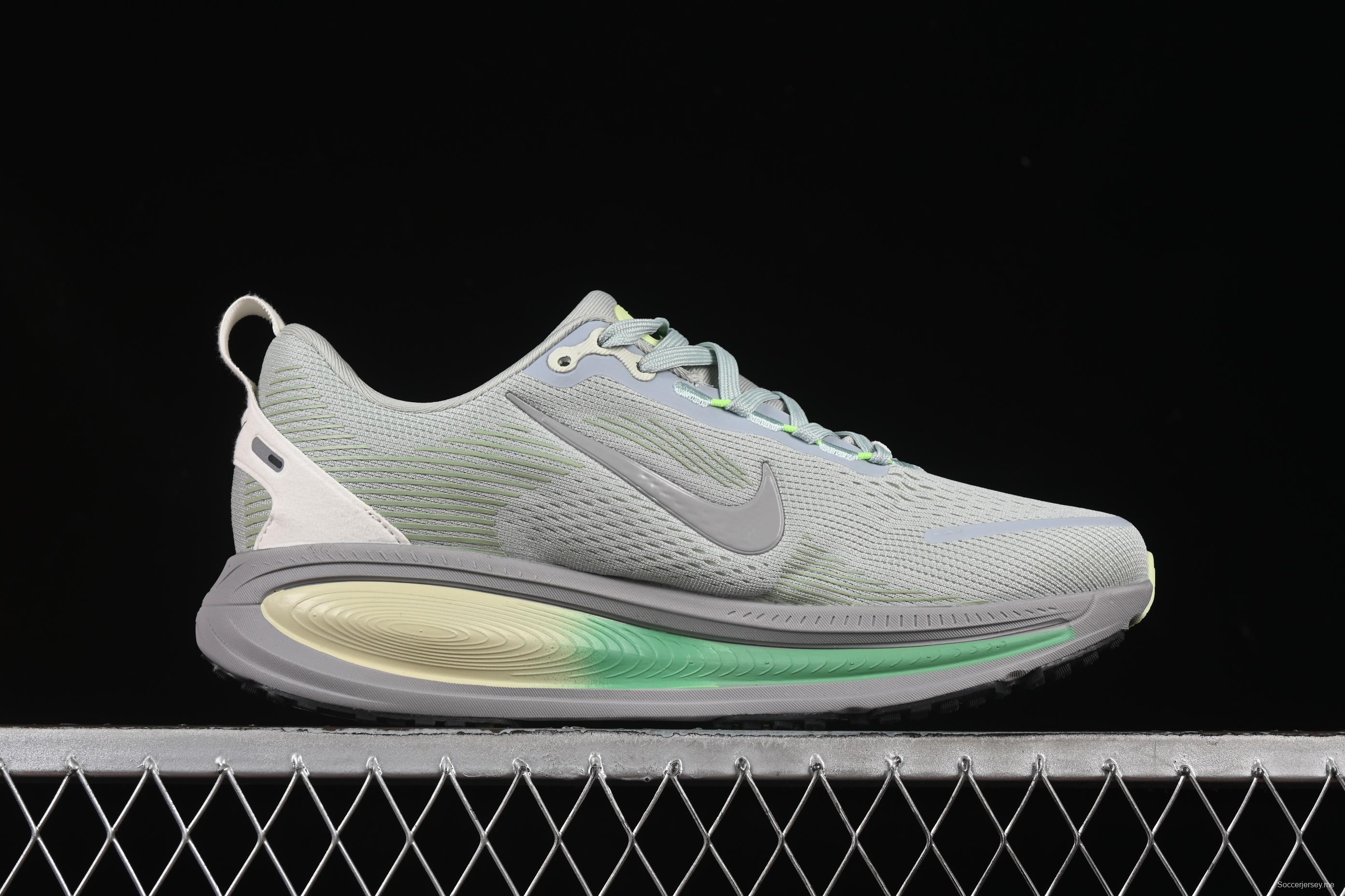 حذاء الجري نايك اير زوم فوميرو 18 مون لاندينج 18 2025 نايك اير زوم فوميرو 18 مون لاندينج 18 2025 حذاء جري كاجوال بتوسيد جديد مع وحدة هواء زوم اير مدمجة - HM6803-002