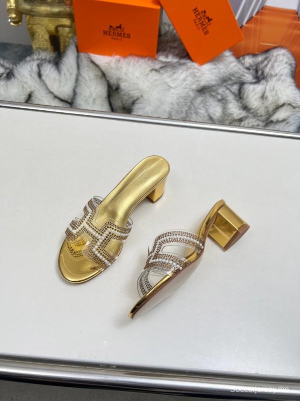 2025 Hermès Gold Leather Slippers MJ00180