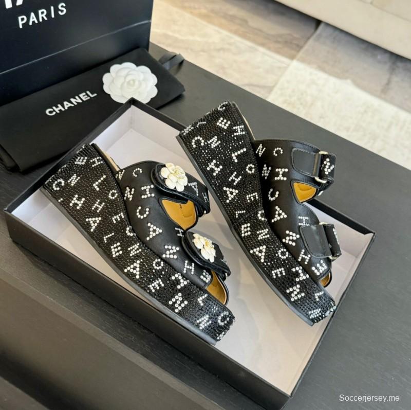 2025 Women Chanel Black PEARL Leather Slippers LY00330