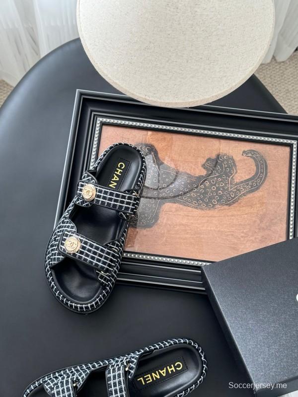 2025 Women Chanel Black White Leather Sandals LY00310