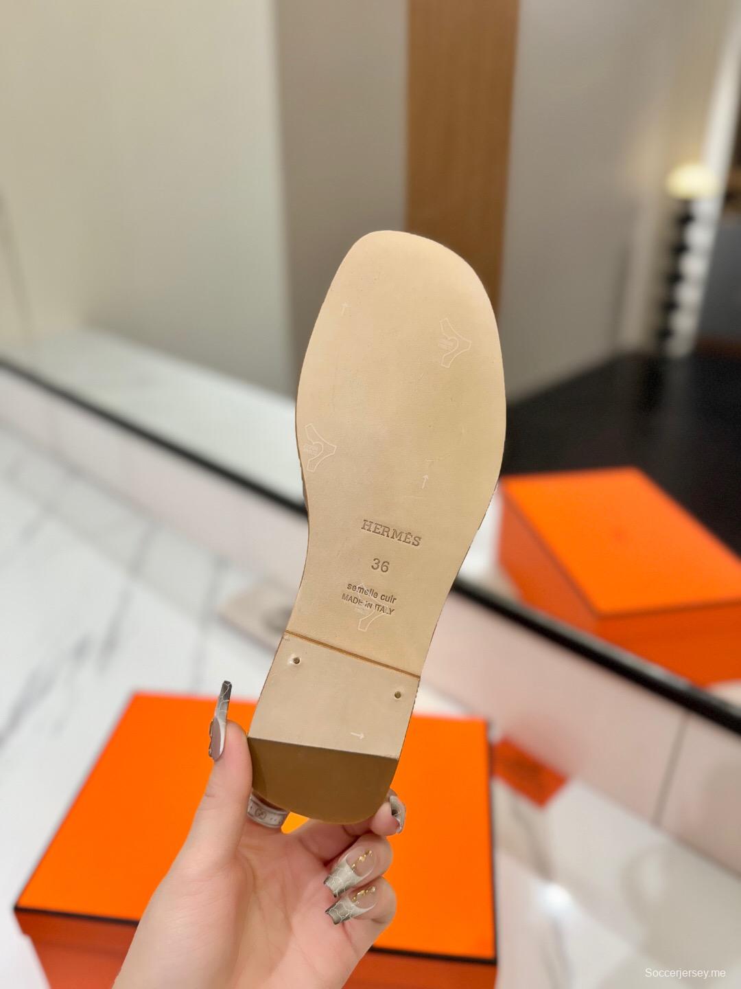 2025 Women Hermès Grey Leather Slippers