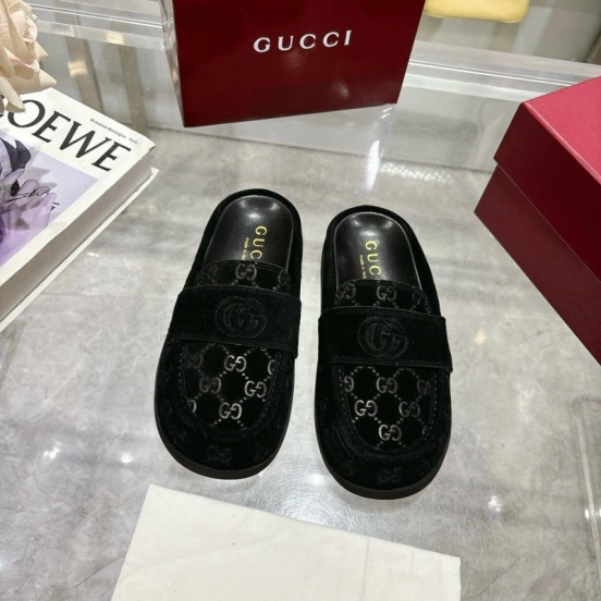 2025 Women Gucci Black Suede Slippers Embossed GG LY00270