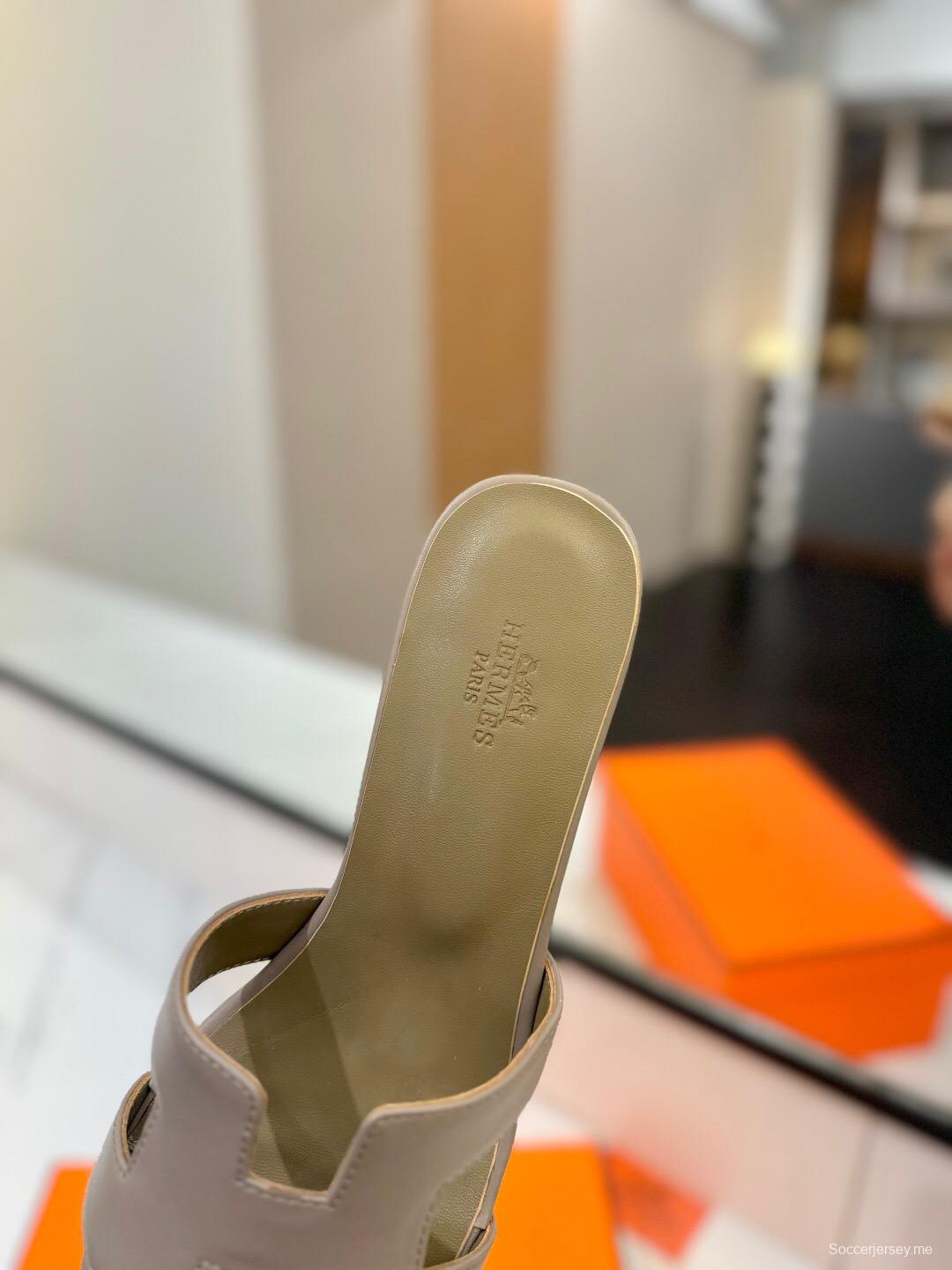 2025 Women Hermès Beige Leather Slippers