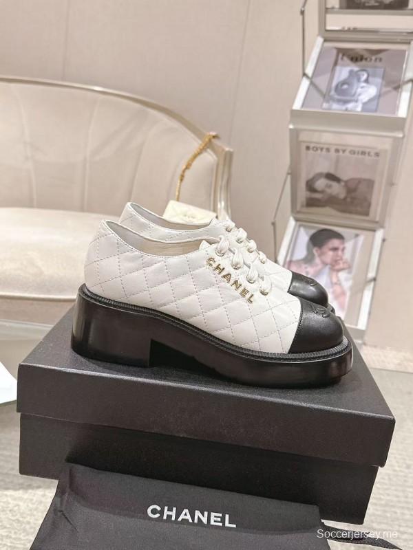 2025 Women Chanel White Black Leather Sneakers