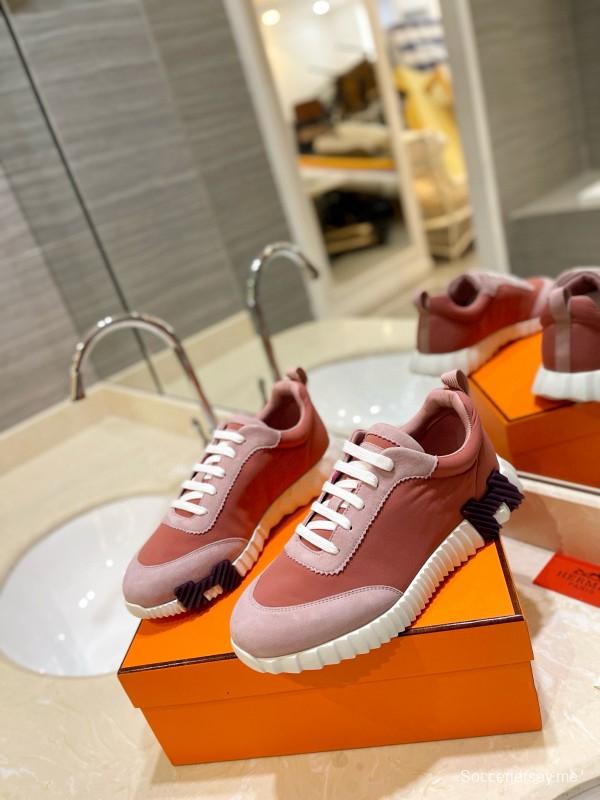 2024 Women Hermès pink beige suede mesh sneakers MJ00320