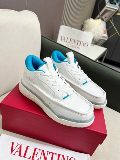 2025 Unisex Valentino White Blue Leather Sneakers RUNBOOT LY00390