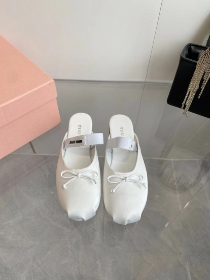 2025 Women Miumiu White Satin Ballet Flats Elastic Band KFY00280