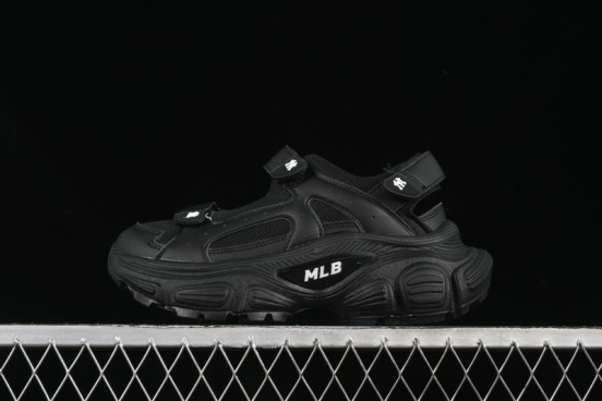 صنادل أديداس نيويورك يانكيز نيويورك يانكيز ذات قناع مكتنز لزيادة الارتفاع - 3ASDW015315350BKS