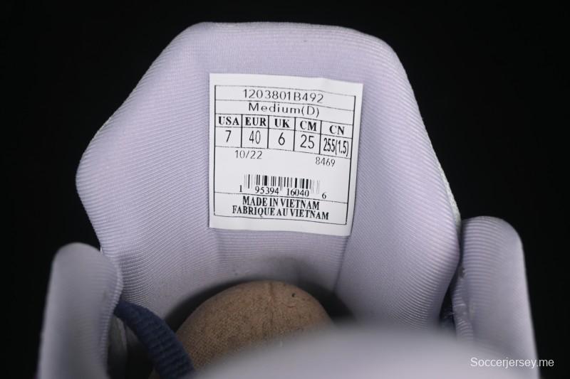 حذاء الجري الرياضي الكاجوال جوست 15 من بروكس جوست 15 ذو تصميم منخفض ومبطن ومساند مسندة ومريح - 1203801B492