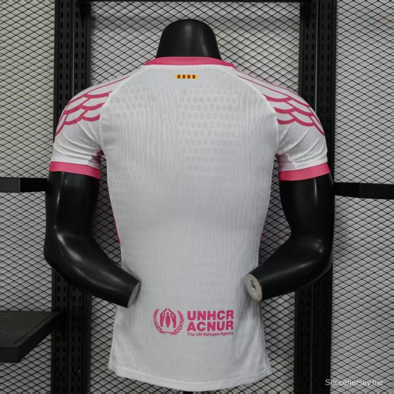 إصدار اللاعب 25/26 قميص نادي برشلونة أبيض وردي بنمط مخطط قطري