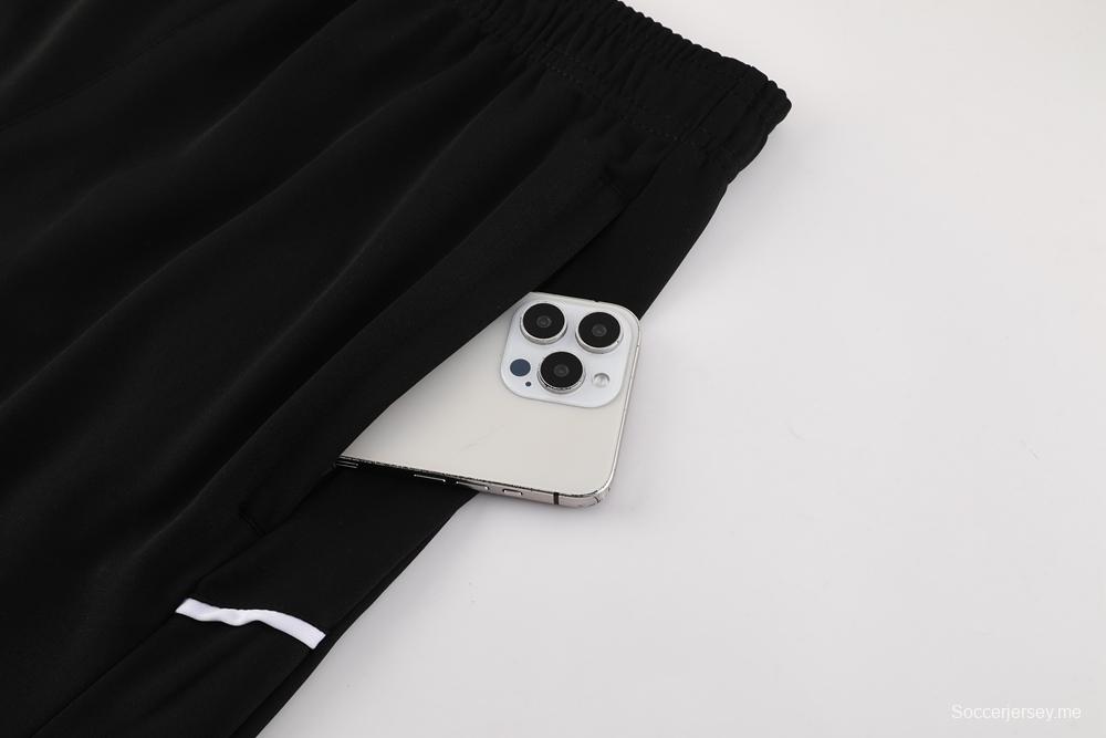 2025 قميص أبيض قصير الأكمام + شورت قصير الأكمام من نايك 2025